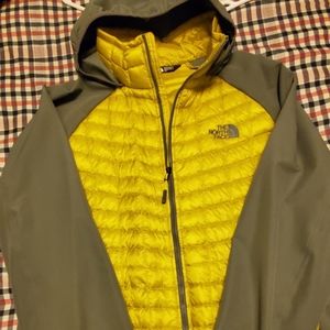 The North Face Thermoball Hybrid